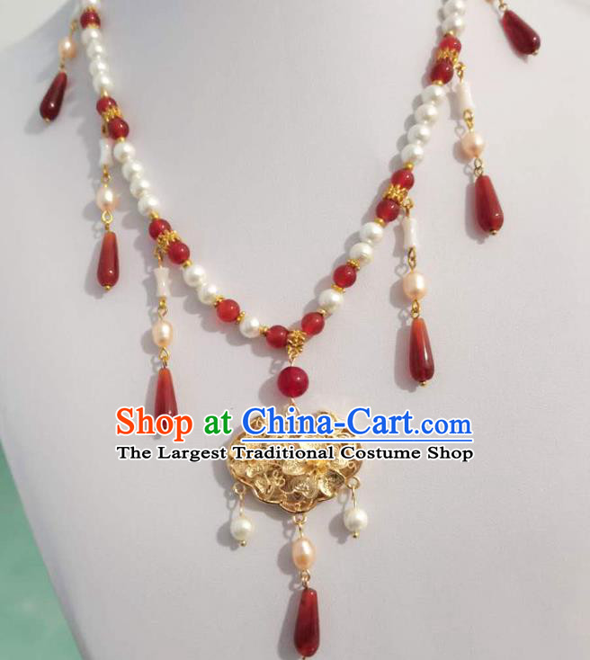 China Traditional Ancient Princess Brass Necklace Handmade Ming Dynasty Plum Blossom Jewelry Accessories