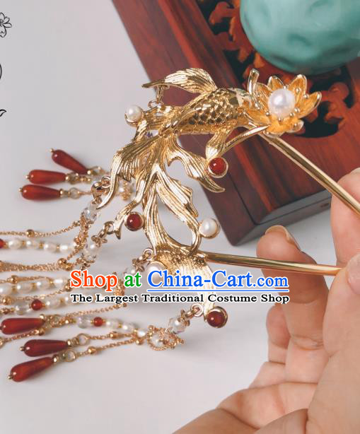 China Ming Dynasty Agate Tassel Hair Stick Traditional Hanfu Hair Accessories Ancient Princess Golden Fish Hairpin