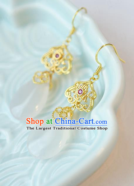 Top Grade Traditional Ear Accessories China Ancient Ming Dynasty Court Empress White Chalcedony Earrings Jewelry