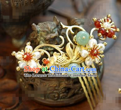China Wedding Pearls Plum Hair Comb Traditional Xiuhe Suit Hair Accessories Ancient Palace Goldfish Hairpin