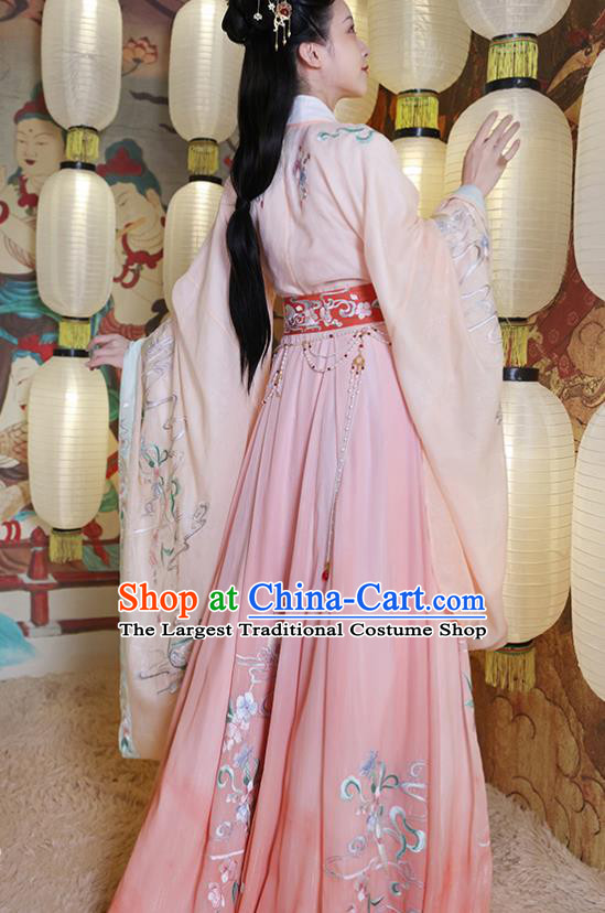 China Ancient Imperial Consort Hanfu Clothing Jin Dynasty Court Beauty Embroidered Pink Dress Apparels
