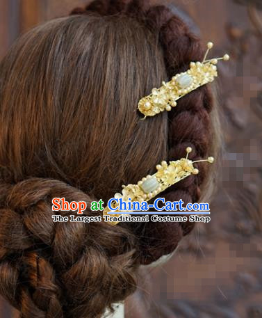 China Ancient Bride Jade Butterfly Hair Crown and Tassel Hairpins Traditional Xiuhe Suit Headdress Wedding Hair Accessories Full Set