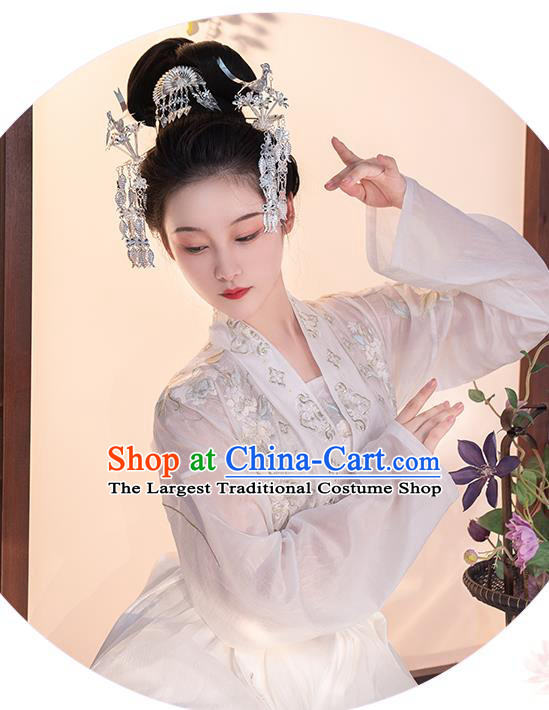 China Jin Dynasty Court Lady Clothing Embroidered White Hanfu Dress Traditional Ancient Imperial Concubine Costume