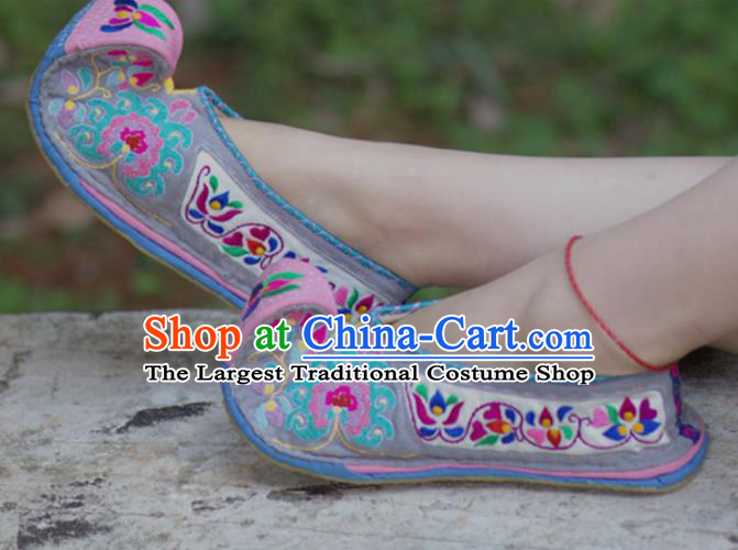 Chinese Embroidered Grey Shoes Handmade Hanfu Shoes Traditional National Shoes for Women