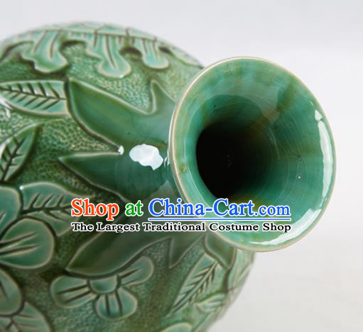 Chinese Traditional Handmade Green Carving Pottery Vase Craft