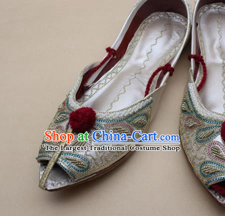 Asian India Traditional National Embroidered Silver Shoes Handmade Indian Folk Dance Shoes for Women
