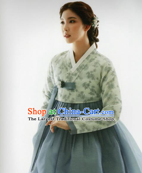 Korean Traditional Hanbok Mother Green Blouse and Blue Satin Dress Outfits Asian Korea Fashion Costume for Women