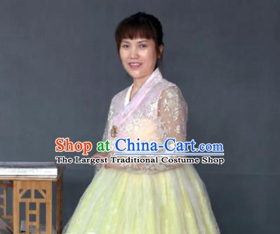 Korean Traditional Garment Bride Mother Hanbok Pink Blouse and Yellow Dress Asian Korea Fashion Costume for Women