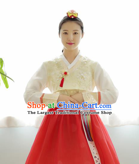 Korean Traditional Garment Beige Blouse and Red Dress Bride Hanbok Asian Korea Fashion Costume for Women