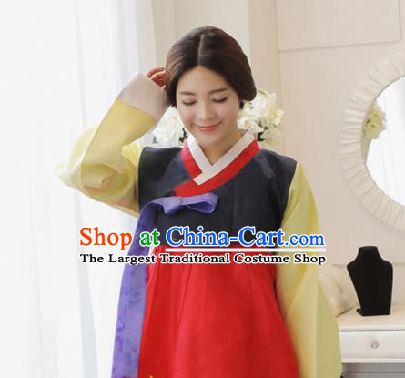 Korean Traditional Mother Hanbok Garment Black Satin Blouse and Red Dress Asian Korea Fashion Costume for Women