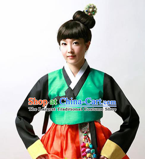 Korean Traditional Court Mother Hanbok Garment Green Blouse and Red Dress Asian Korea Fashion Costume for Women