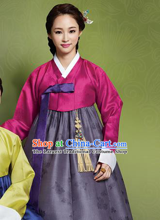 Korean Traditional Bride Mother Hanbok Rosy Blouse and Grey Dress Garment Asian Korea Fashion Costume for Women