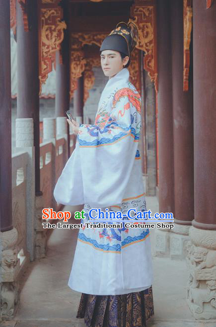 Chinese Traditional Ming Dynasty Emperor White Robe Ancient Blades Swordsman Costumes for Men