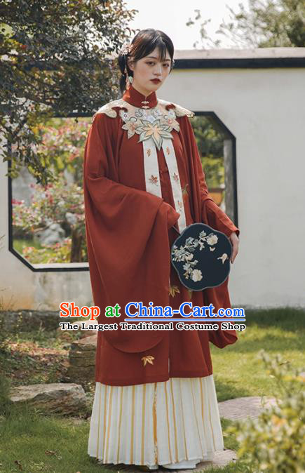 Chinese Ancient Patrician Lady Embroidered Blouse Traditional Ming Dynasty Princess Costume for Women