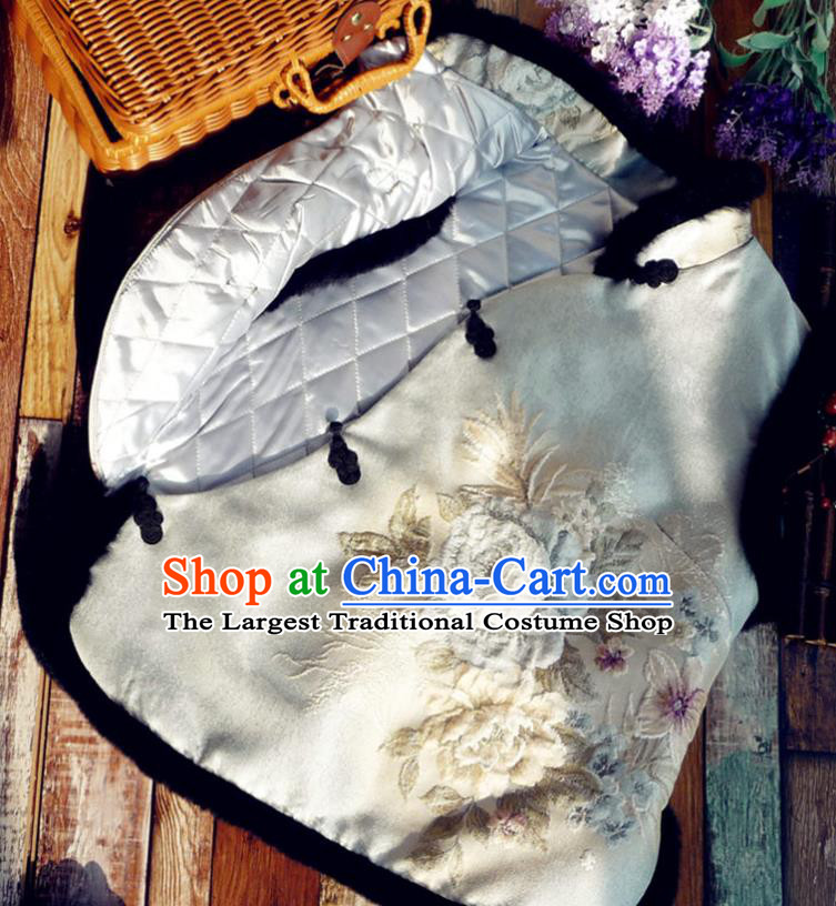 Chinese Traditional Embroidered White Waistcoat National Upper Outer Garment Tang Suit Vest Costume for Women