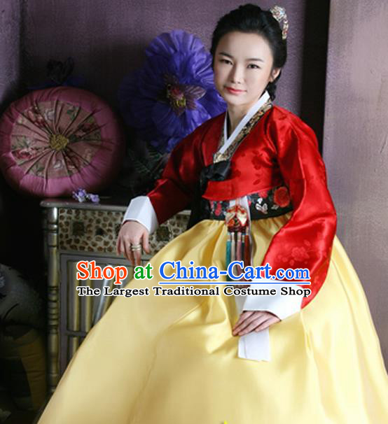 Korean Traditional Dance Hanbok Red Blouse and Yellow Dress Garment Asian Korea Fashion Costume for Women