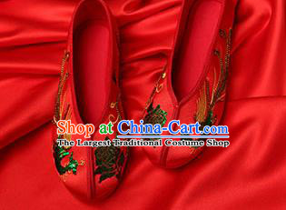 Chinese Traditional Green Sequins Phoenix Red Embroidered Shoes Opera Shoes Hanfu Shoes Wedding Shoes for Women