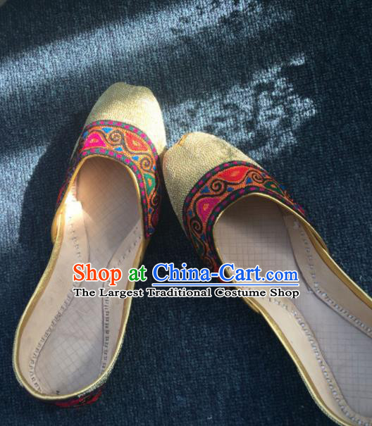 Asian India Traditional Embroidered Golden Leather Shoes Indian Handmade Shoes for Women