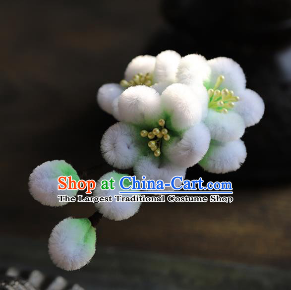 Traditional Chinese Handmade Green Velvet Plum Blossom Hairpins Headdress Ancient Hanfu Hair Accessories for Women