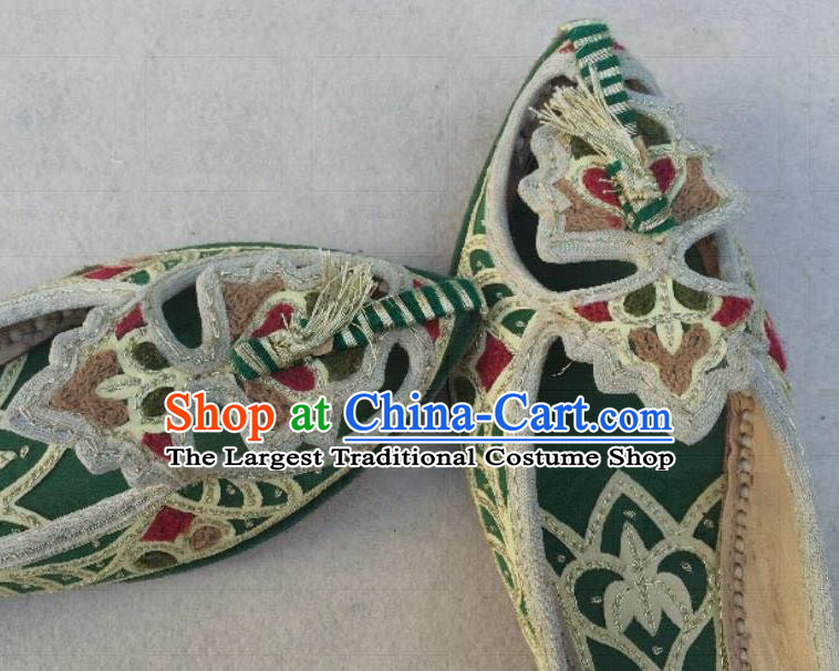 Asian India Traditional Embroidered Green Slippers Indian Handmade Shoes for Women
