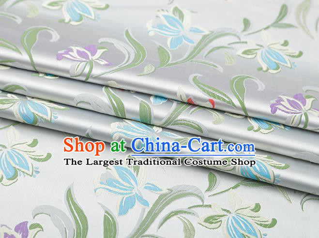 Chinese Traditional Daffodil Pattern White Brocade Fabric Cheongsam Satin Tapestry Drapery