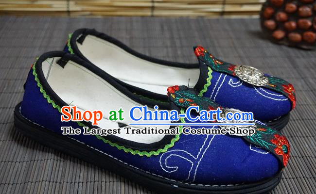 Traditional Chinese Ethnic Female Blue Shoes Handmade Yunnan National Shoes Hanfu Shoes for Women
