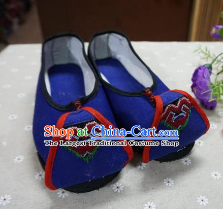 Traditional Chinese Ethnic Bride Blue Shoes Handmade Yunnan National Embroidered Shoes Wedding Shoes for Women