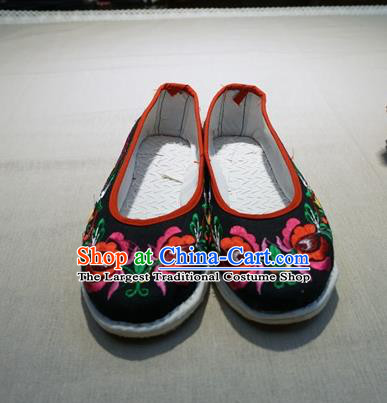 Traditional Chinese Ethnic Embroidered Phoenix Black Shoes Handmade Yunnan National Shoes Wedding Shoes for Women