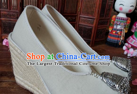 Traditional Chinese Handmade Ethnic Bride Light Grey Shoes Yunnan National Silver Tassel Shoes Wedding Shoes for Women