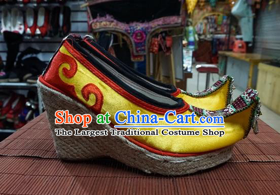 Traditional Chinese Ethnic Yellow Shoes Embroidered Shoes Yunnan National Shoes for Women