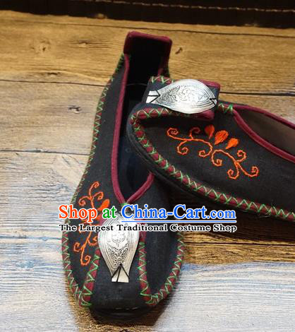 Traditional Chinese Wedding Ethnic Black Shoes Embroidered Shoes Yunnan National Shoes for Women