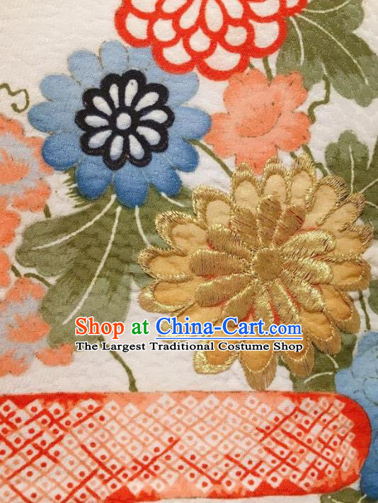 Japanese Traditional Embroidered Chrysanthemum Kimono Japan Yukata Costume for Women