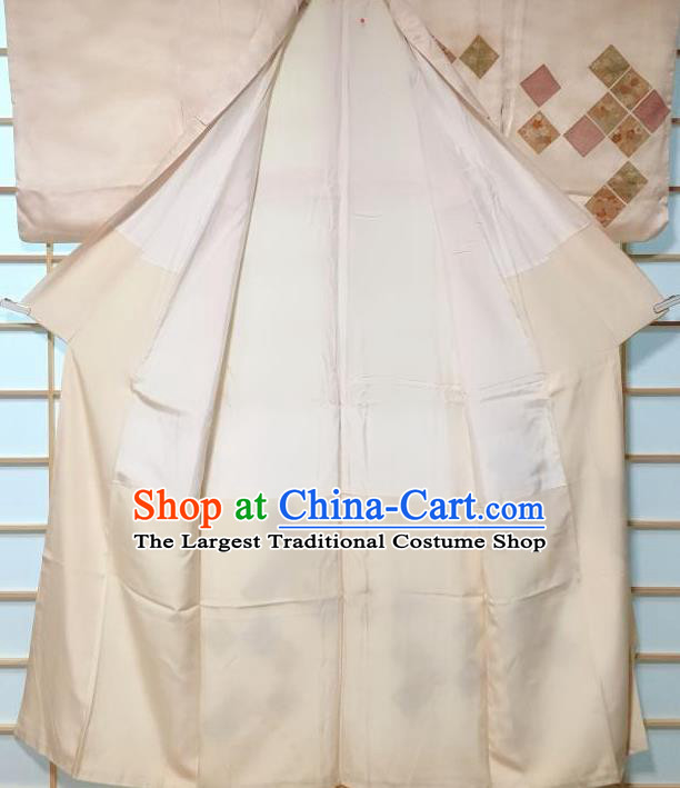 Traditional Japanese Classical Pattern Beige Furisode Kimono Japan Yukata Dress Costume for Women