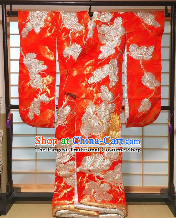Traditional Japanese Geisha Pine Crane Pattern Red Furisode Kimono Japan Yukata Long Over Dress Costume for Women