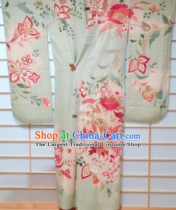 Traditional Japanese Light Green Furisode Kimono Japan Classical Flowers Butterfly Pattern Yukata Dress Costume for Women
