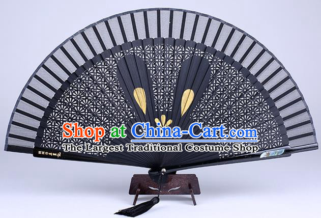 Traditional Chinese Handmade Carving Zodiac Rabbit Folding Fan China Bamboo Accordion Fan Oriental Fan