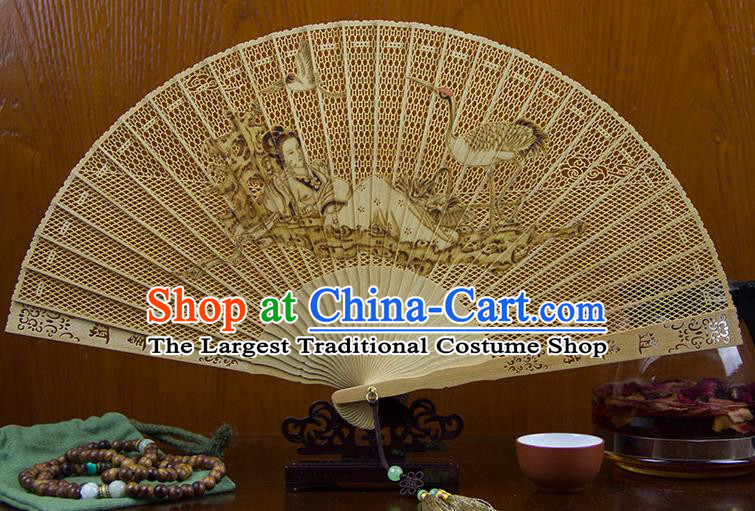 Traditional Chinese Hand Carving Crane Beauty Sandalwood Fan China Wood Accordion Folding Fan Oriental Fan