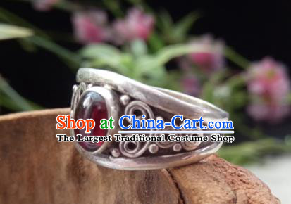 Chinese Zang Nationality Silver Garnet Rings Handmade Traditional Tibetan Ethnic Jewelry Accessories for Women