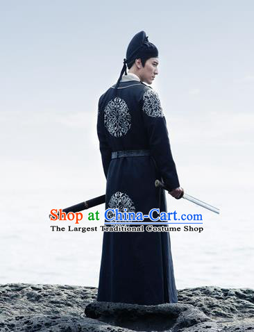 Chinese Ancient Tang Dynasty Swordsman Hanfu Garment Costumes and Hat Drama The Starry Night The Starry Sea Official Lu Xiao Apparels