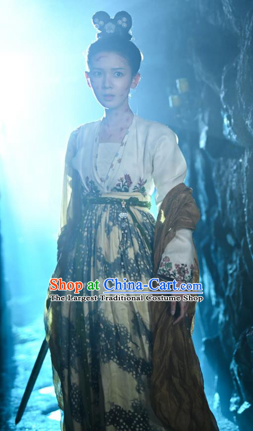 Chinese Ancient Female Swordsman Hanfu Dress Tang Dynasty Apparels Costumes and Headdress Drama Wu Xin The Monster Killer Palace Lady Liu Qingluan Garment