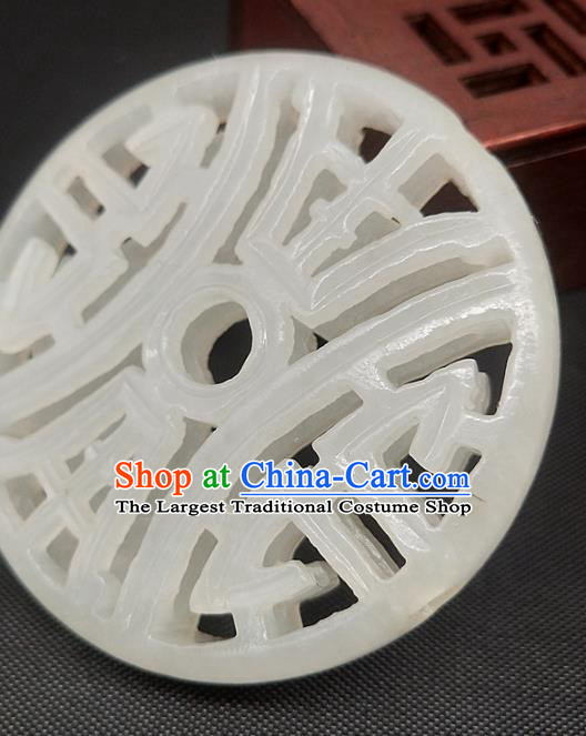 Chinese Handmade Round Jade Accessories Pendant Hsiuyen Jade Label Carving Jade Necklace Craft