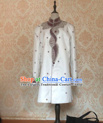 Indian Traditional Embroidered White Coat Asian Hui Nationality Bridegroom Wedding Costume for Men