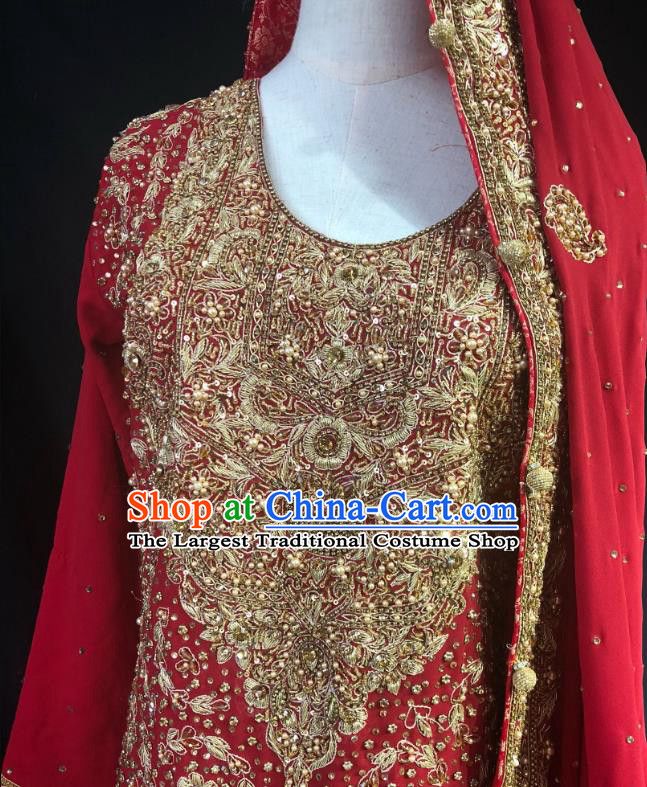 Indian Traditional Wedding Embroidered Golden Beads Red Lehenga Dress Asian Hui Nationality Bride Costume for Women