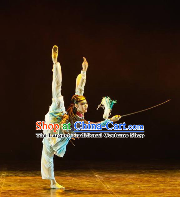 Chinese Yue Nv Ling Feng Sword Dance Dress Traditional Classical Dance Stage Performance Costume for Women