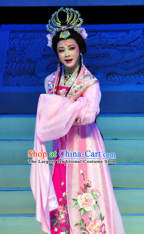 Chinese Shaoxing Opera Palace Lady Pink Garment Apparels and Headdress Palm Civet for Prince Yue Opera Hua Tan Queen Dress Costumes