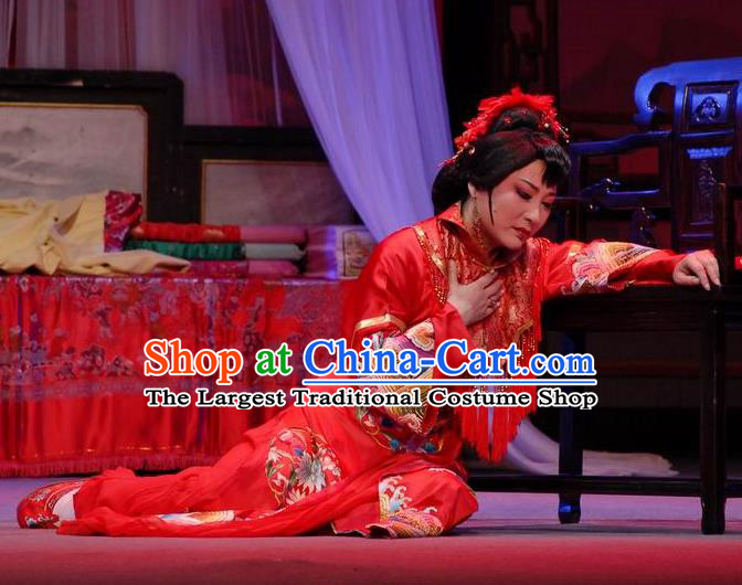 Chinese Shaoxing Opera Hua Tan Wisp of Hemp Wedding Dress Apparels Costumes and Headdress Yue Opera Young Female Hui Fen Red Garment