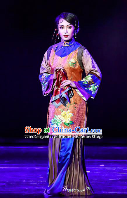 Chinese Shaoxing Opera Apparels Costumes and Headpieces The Family Republic of China Yue Opera Concubine Dress Garment