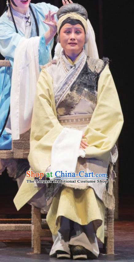 Chinese Kun Opera Elderly Woman Dress Costumes and Headdress Meng Jiangnv Sends Winter Clothes Kunqu Opera Old Dame Garment Apparels