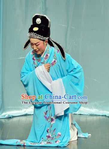 Chinese Classical Shaoxing Opera Young Man Blue Robe The Jade Hairpin Costumes Garment Yue Opera Scholar Wang Yulin Garment Apparels and Hat