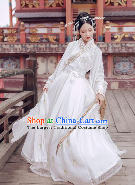Chinese Traditional White Hanfu Dress Jin Dynasty Royal Princess Historical Costumes Ancient Court Lady Embroidered Apparels